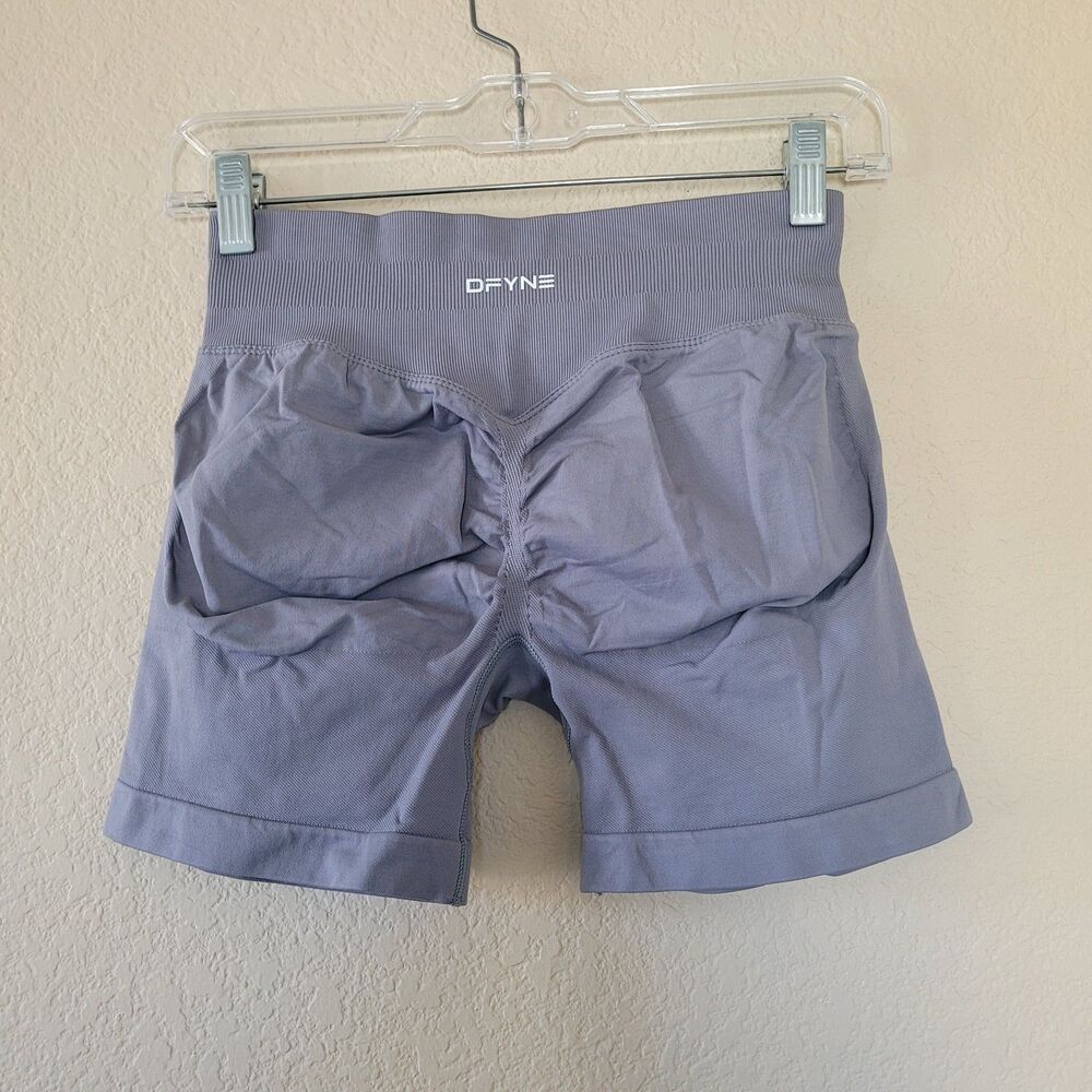 DFYNE Impact Shorts Athletic Knit 5" Inseam Womens Size Medium Compression Gray